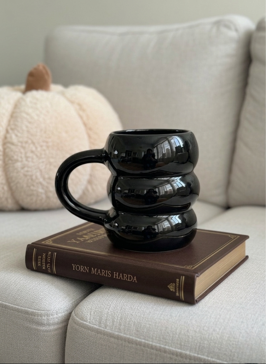 Curve mug
